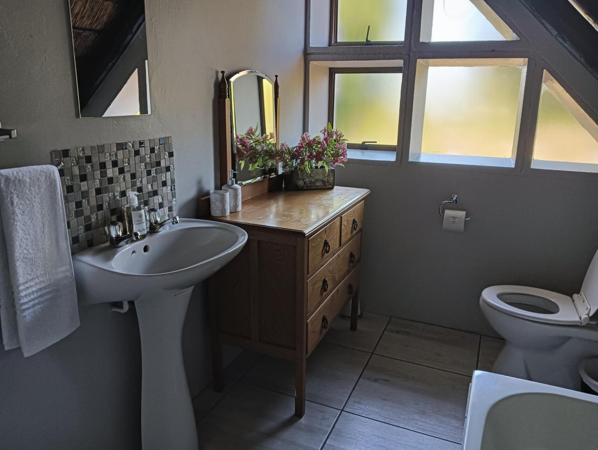 Uitenhage Little Tree Loft 2 B&B 외부 사진